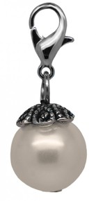 IVORY PEARL DANGLE