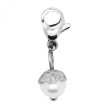 SMALL WHITE PEARL DANGLE